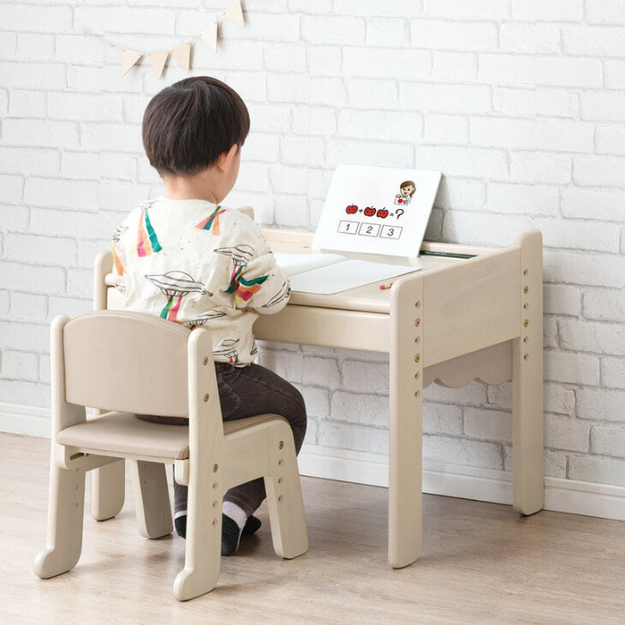 現役ママが考えた キッズチェア 天然木 座面スライド 高さ調節 4段 ロータイプ 木製 リビング学習〔49600314〕