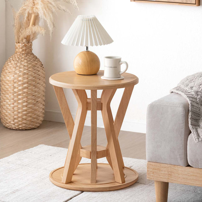 サイドテーブルになるスツールに２脚タイプ登場