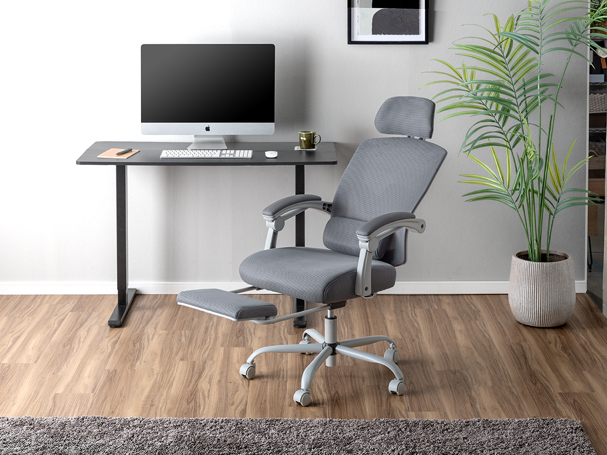 オフィスチェア「Arc R」新登場