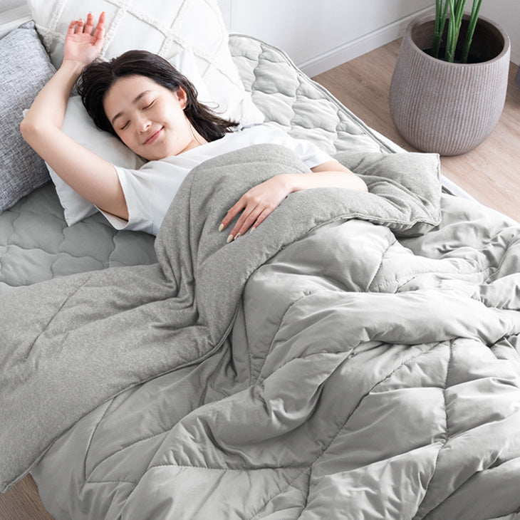 【夏に最適】熱を逃がす特殊キルト×特殊通気メッシュ　涼感キルトダウンケット 夏に最適】熱を逃がす特殊キルト×特殊通気メッシュ 涼感キルト