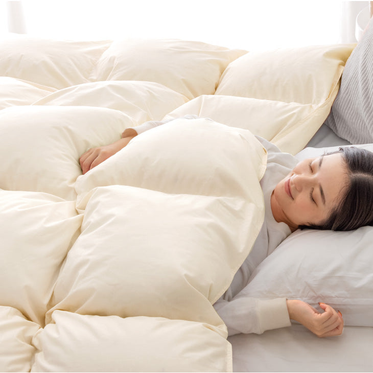 クリアランス】[ダブル] コインランドリーで洗える羽毛布団 ホワイト