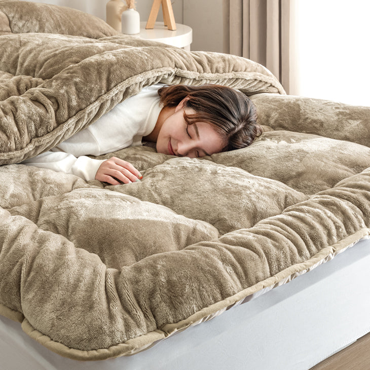 敷きパッド　セミダブル