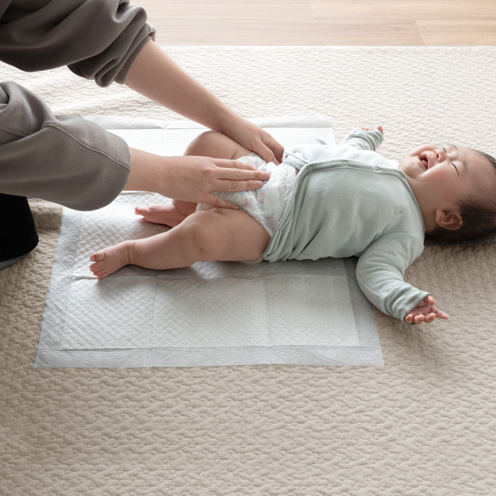 防水 おむつシート 使い捨て 大判 抗菌 薄型 おむつ替えシート ベビー用品 〔90600007〕