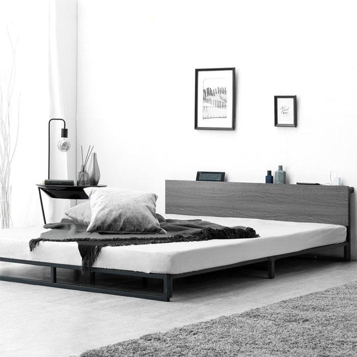 [クイーン] スチールローベッド 頑丈フレーム 単品 宮棚 2コンセント付 ロボット掃除機対応〔17610085〕