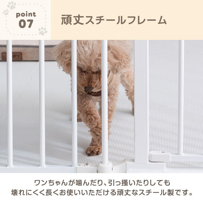 【新発売記念プライス】［6枚］ペットサークル 壁ガード付 木目調 ドア付き 折り畳み 組み換えOK〔64900014〕