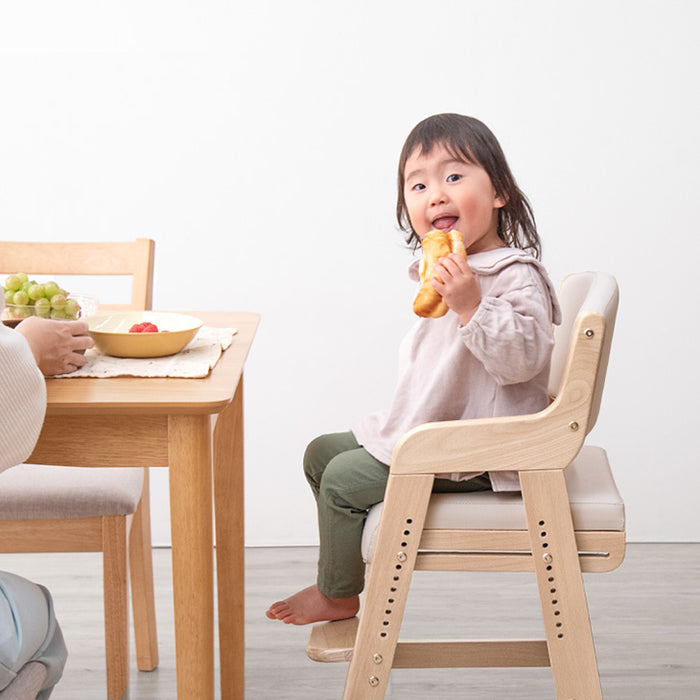 木製 テーブル付 ハイチェア ベビーチェア　ハンドメイド　木の家具　子ども椅子奥行き約44㎝