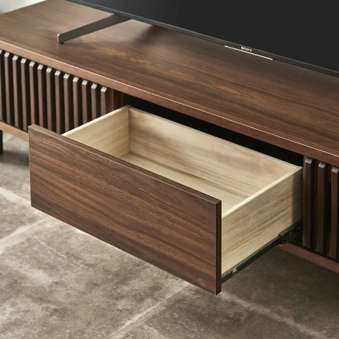 ［幅150cm］テレビ台 天然木 完成品 ローボード 北欧 モダン 脚付き【超大型商品】〔71050005〕